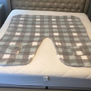 Berkshire Blanket & Home Wrap Blanket with Pockets